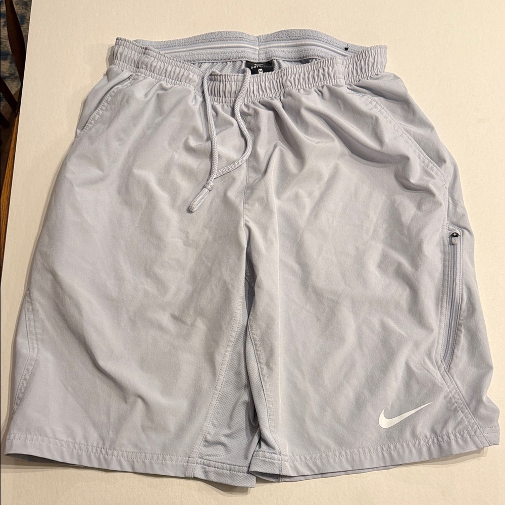 Nike Men's Athletic Shorts in Light Gray
